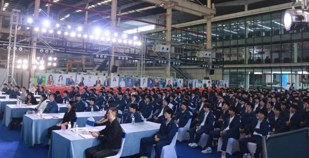 1739518992615720.jpg 640 (1).jpg